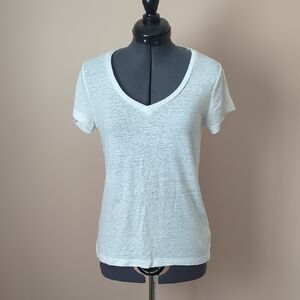 Banana Republic White V-Neck Short Sleeve Tee